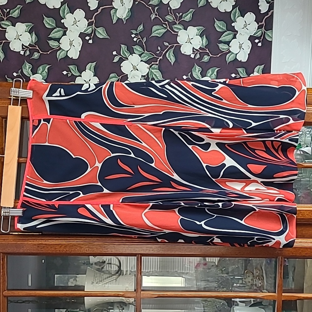 Nine & Company skirt, size 4